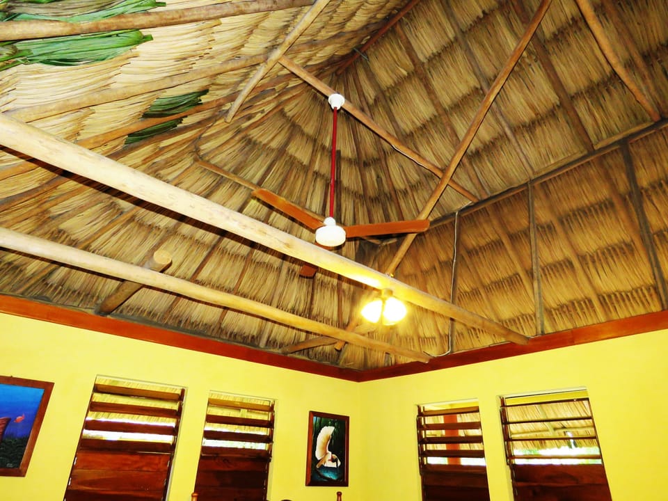 Comfort Cabin, Multiple Beds | In-room safe, desk, free WiFi, bed sheets