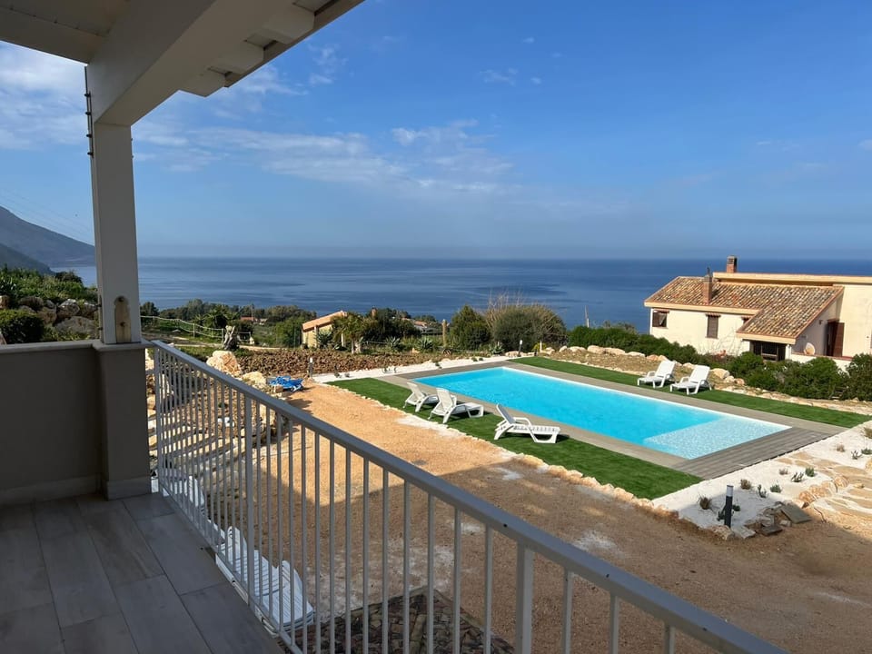 Apartment, 1 Bedroom, Smoking, Patio | Pool | Outdoor pool
