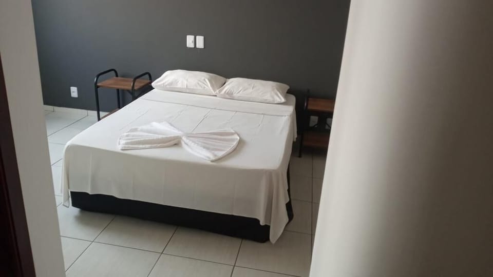 Economy Double Room | Minibar, free WiFi, bed sheets