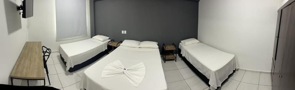 Quadruple Room | Minibar, free WiFi, bed sheets