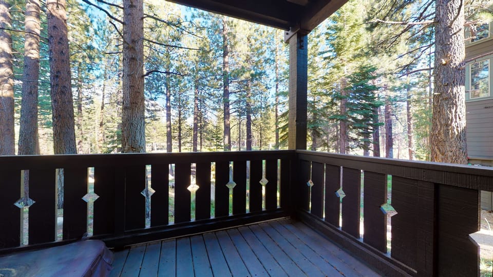 Townhome, 4 Bedrooms | Property grounds