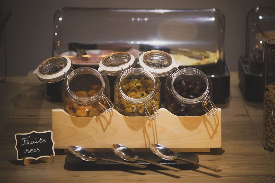 Daily continental breakfast for a fee