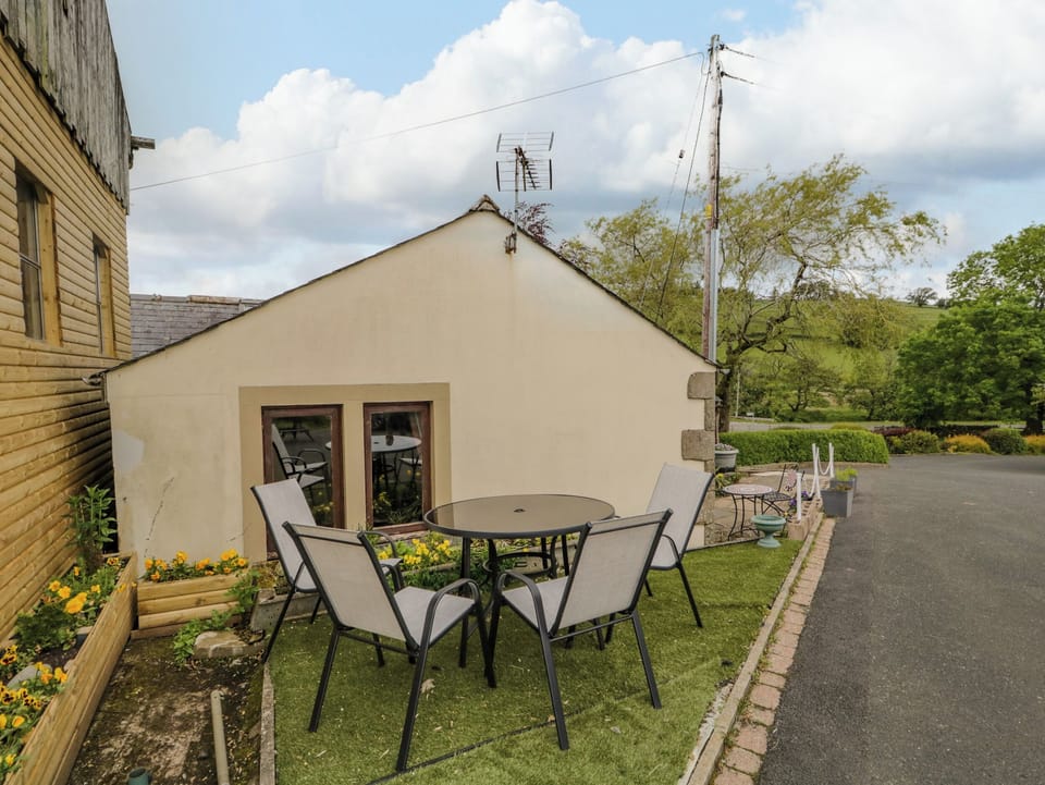 Cottage | Front of property