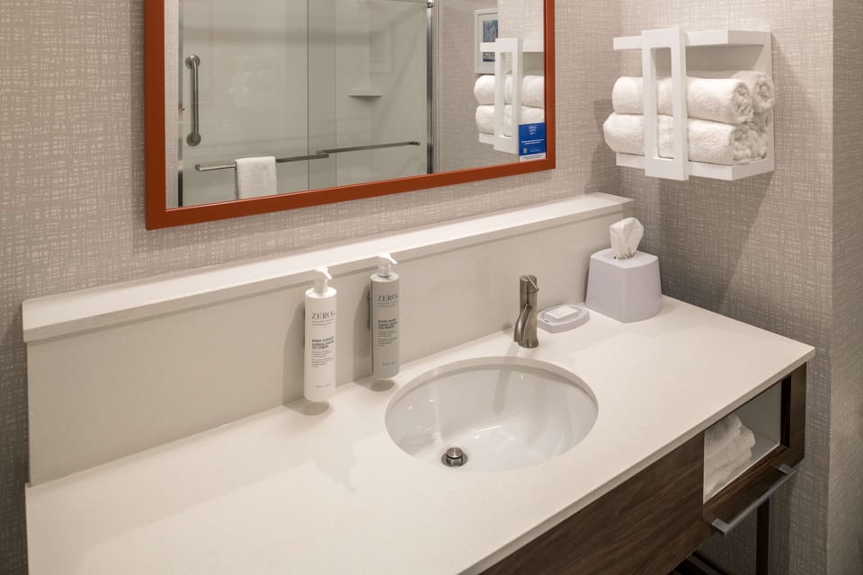 Hair dryer, towels