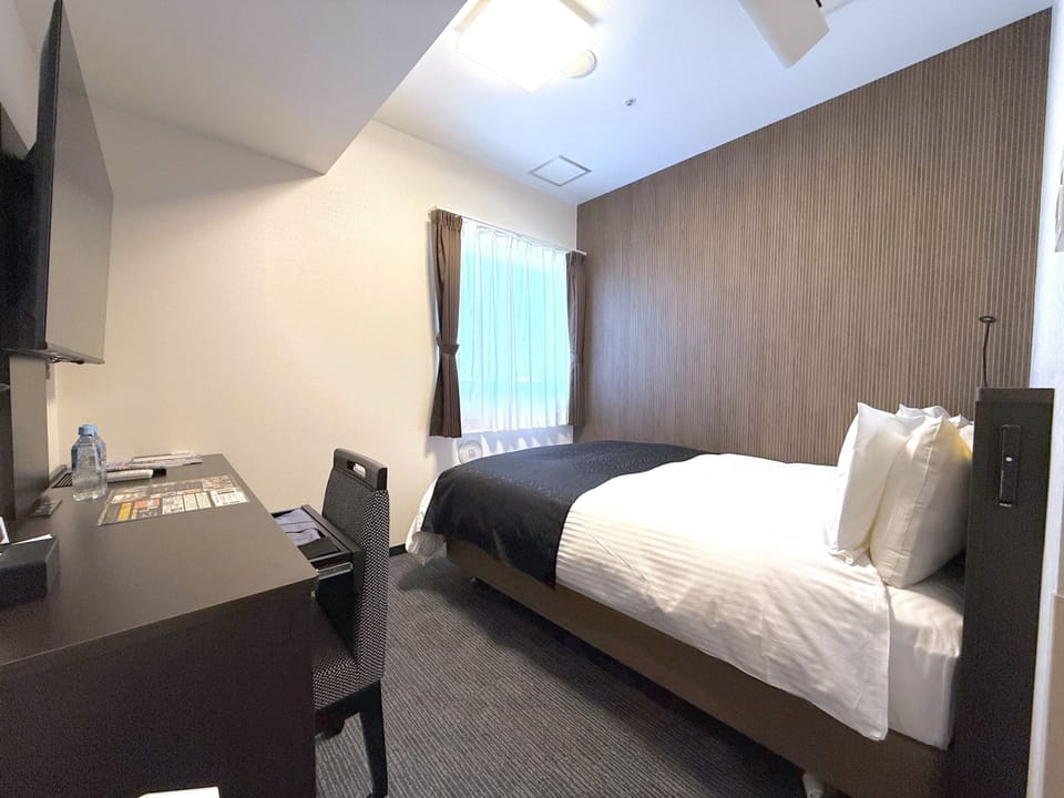 Double Room, Non Smoking | Desk, blackout drapes, iron/ironing board, free WiFi