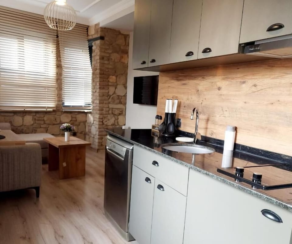 Superior Apartment, 1 Bedroom, Balcony | Premium bedding, desk, laptop workspace, blackout drapes