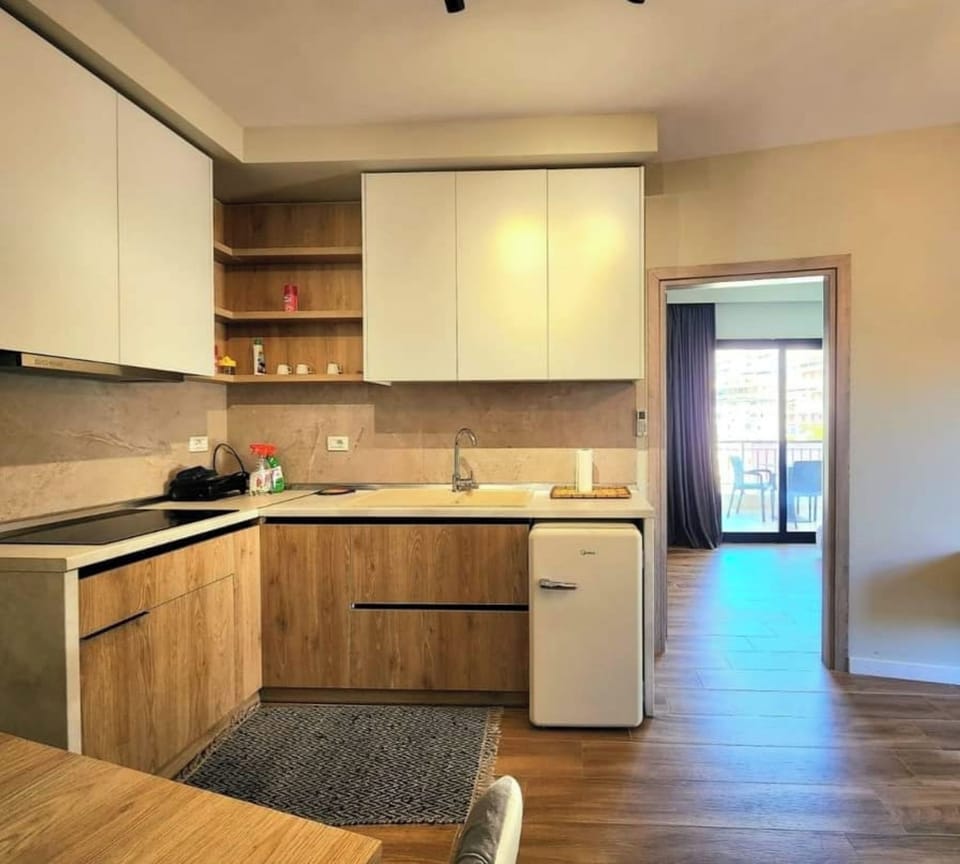 Deluxe Apartment | Private kitchen