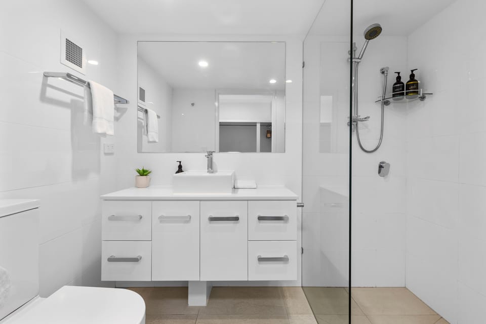 Viscount on the Beach Apartment in Surfers Paradise