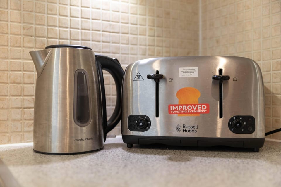 Apartment, Accessible, Ensuite (BroomPark) | Room amenity