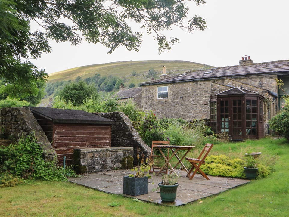 Cottage | Interior