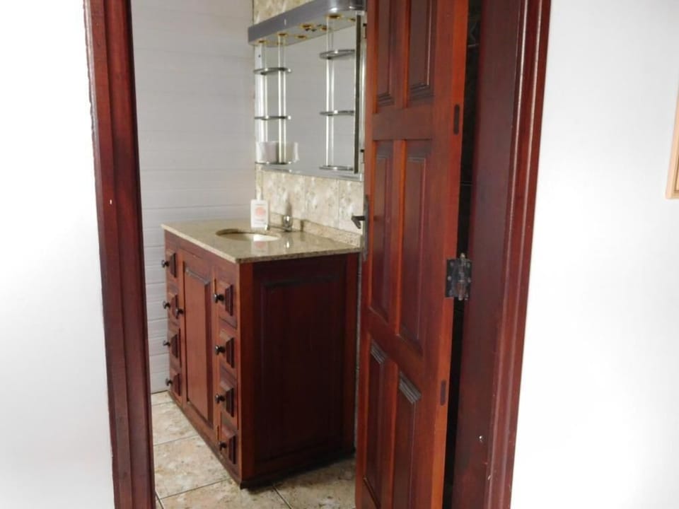 Traditional Shared Dormitory | Bathroom | Shower