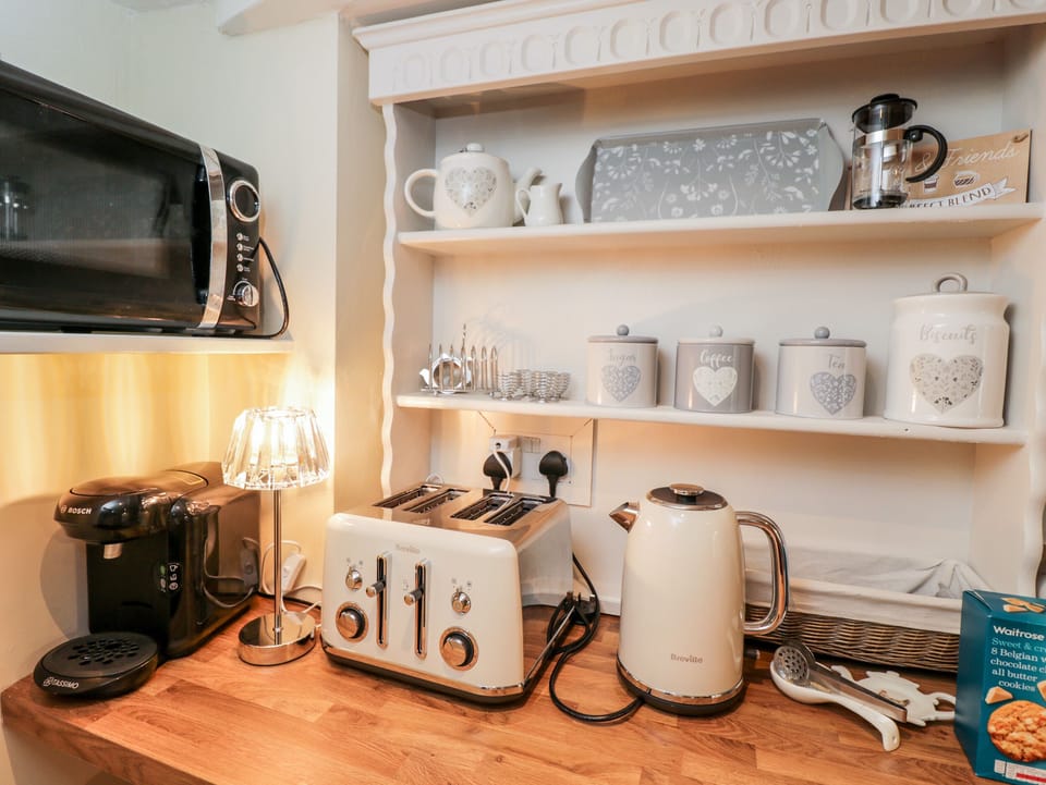 Cottage | Interior