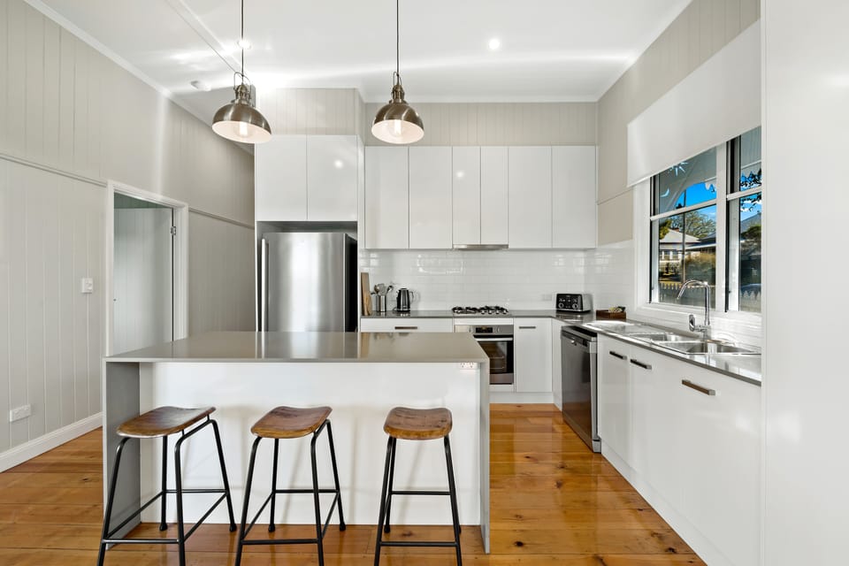 Design House | Private kitchen | Espresso maker, coffee/tea maker, full-size fridge, oven