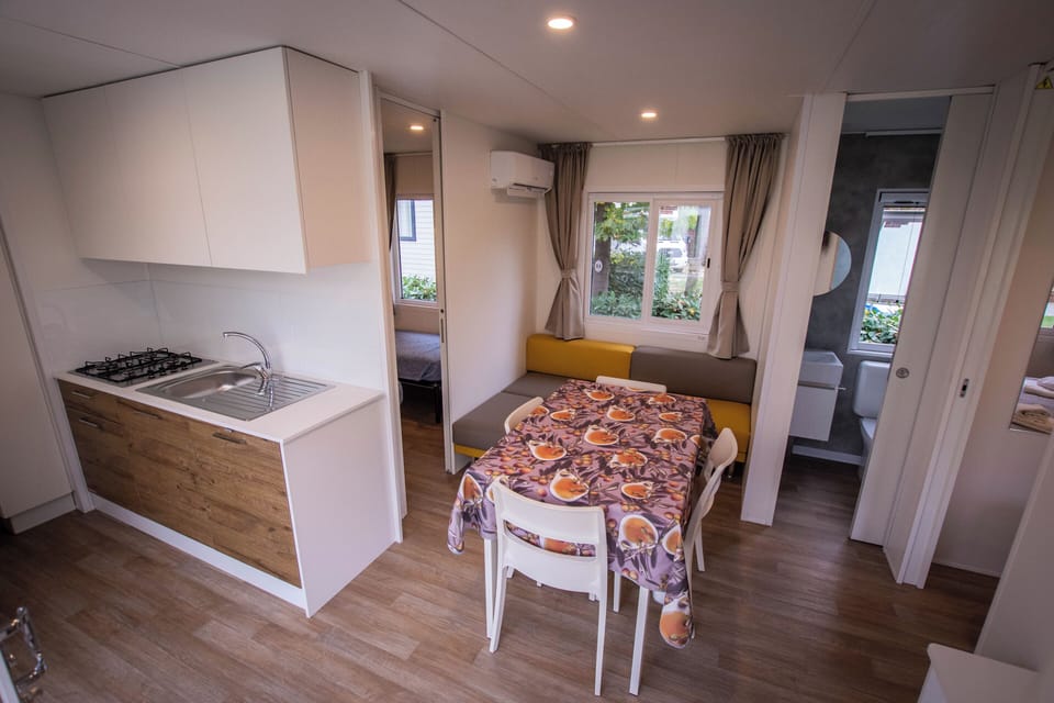 Chalet, 1 Bedroom, Smoking, Patio | Interior