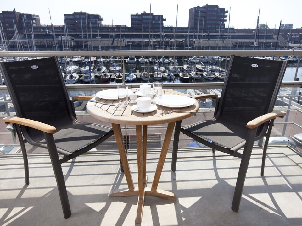 Apartment | Dining