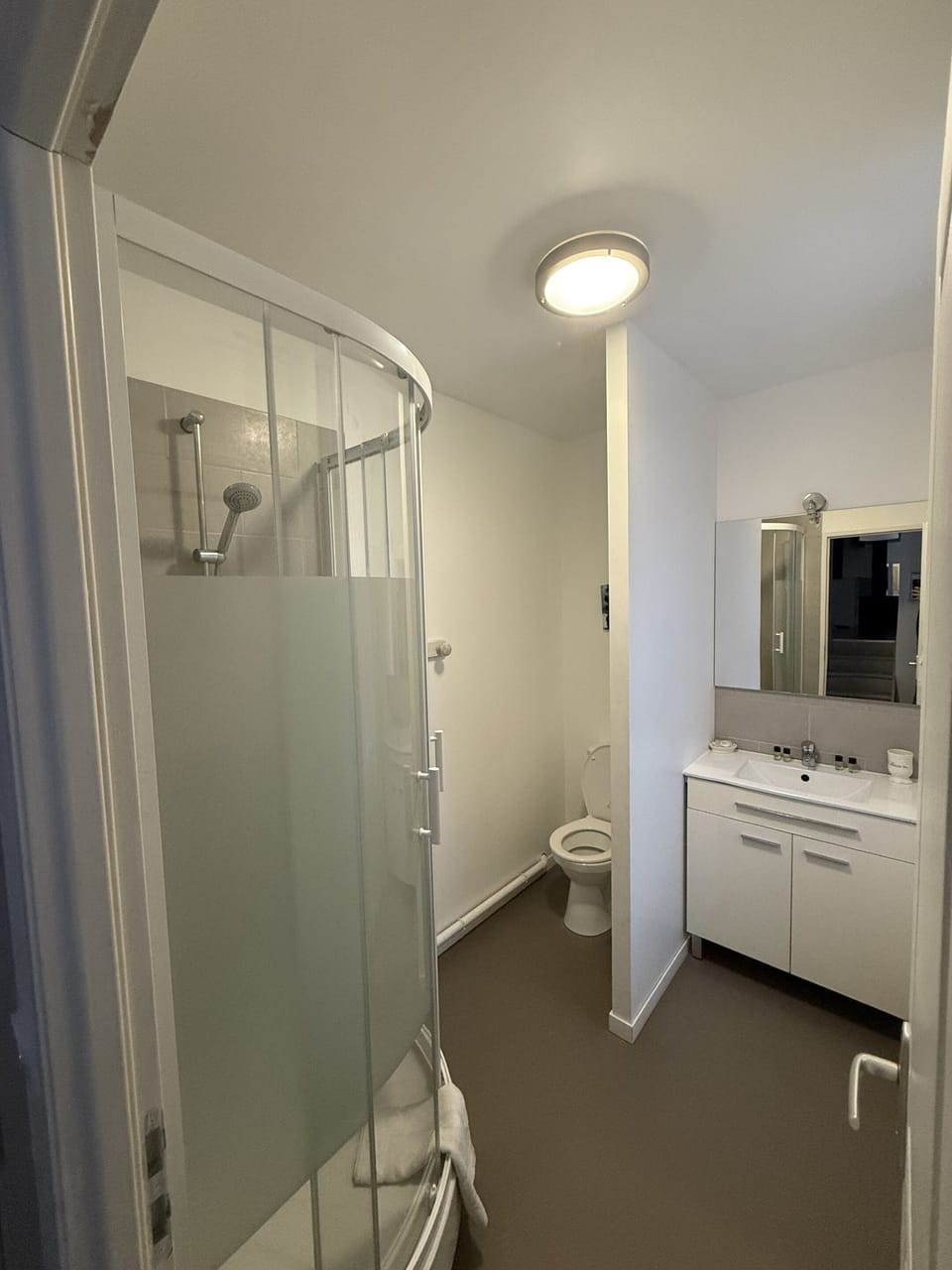Standard Quadruple Room, Private Bathroom, Park View (Family with view park) | Miscellaneous