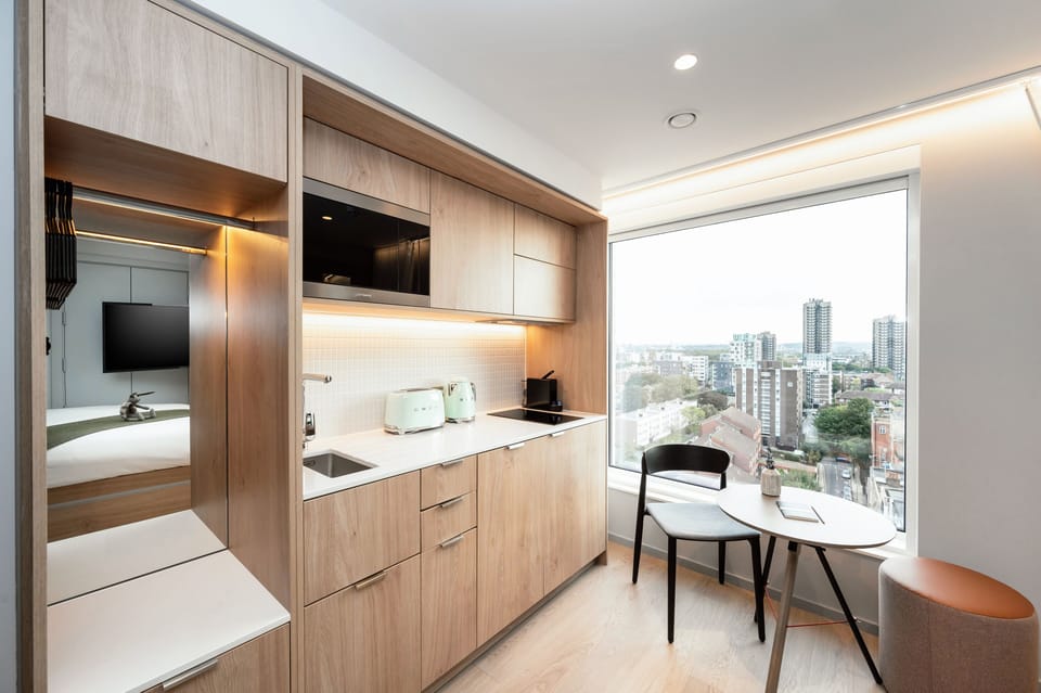 Studio Apartment s2 | City view