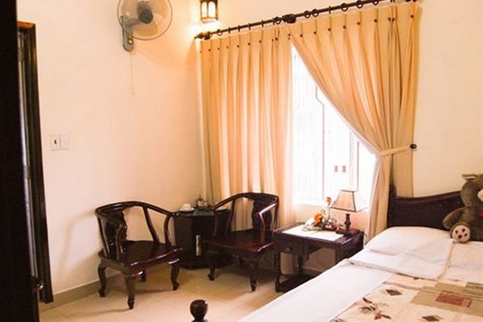 Minibar, desk, free WiFi