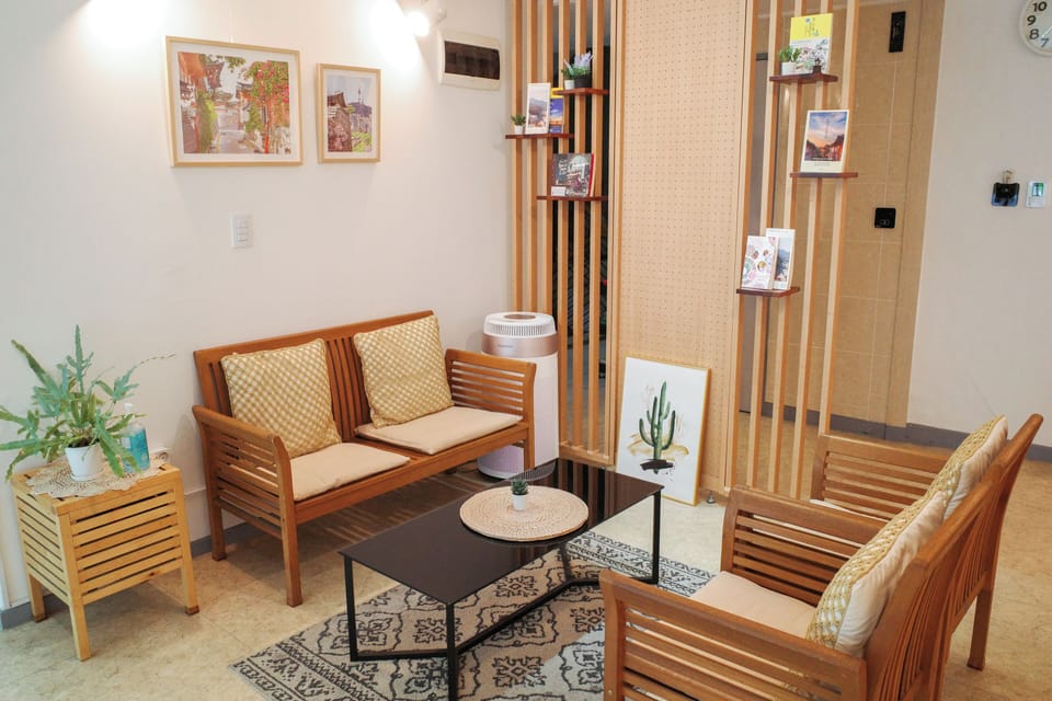Lobby sitting area