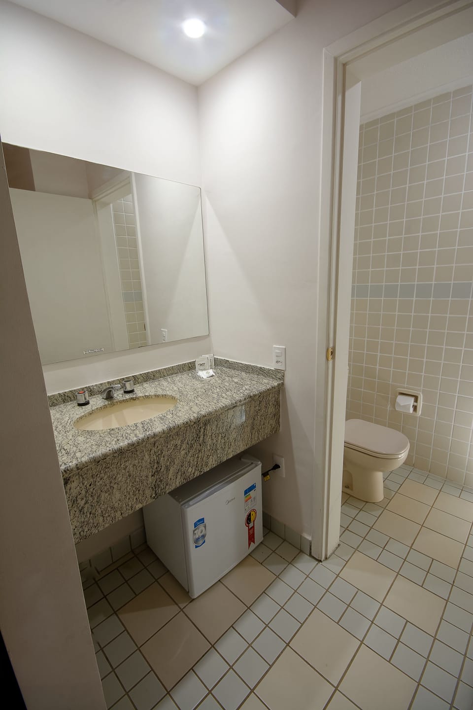 Minibar, laptop workspace, free WiFi, bed sheets
