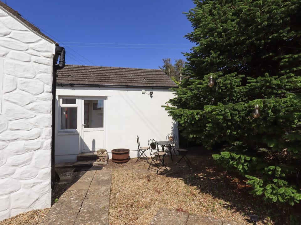 Cottage | Balcony