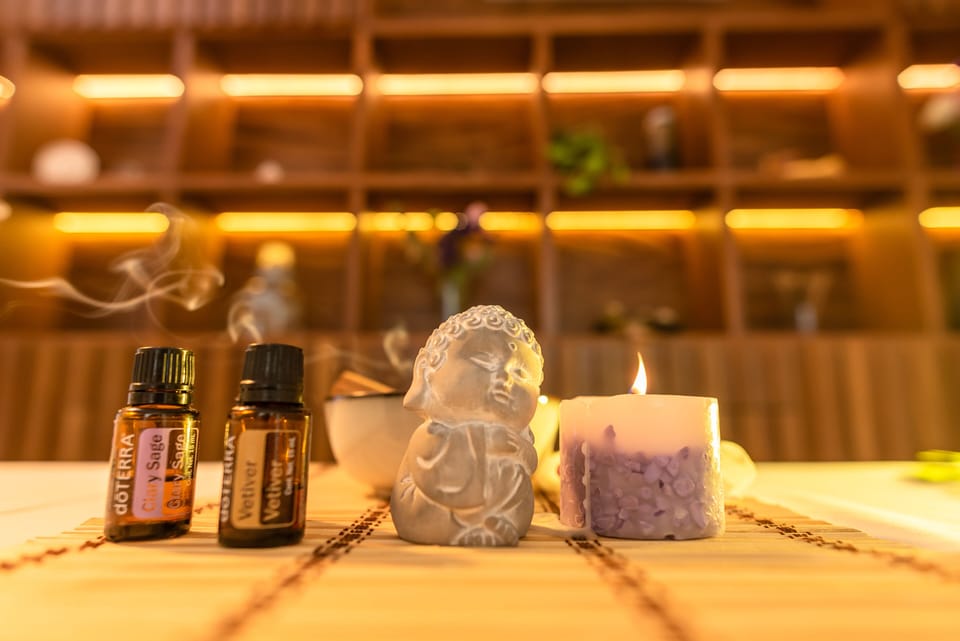 Couples treatment rooms, deep-tissue massages, sports massages, massages