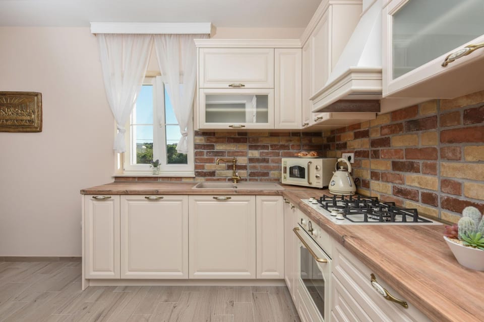 House, Smoking | 3 bedrooms