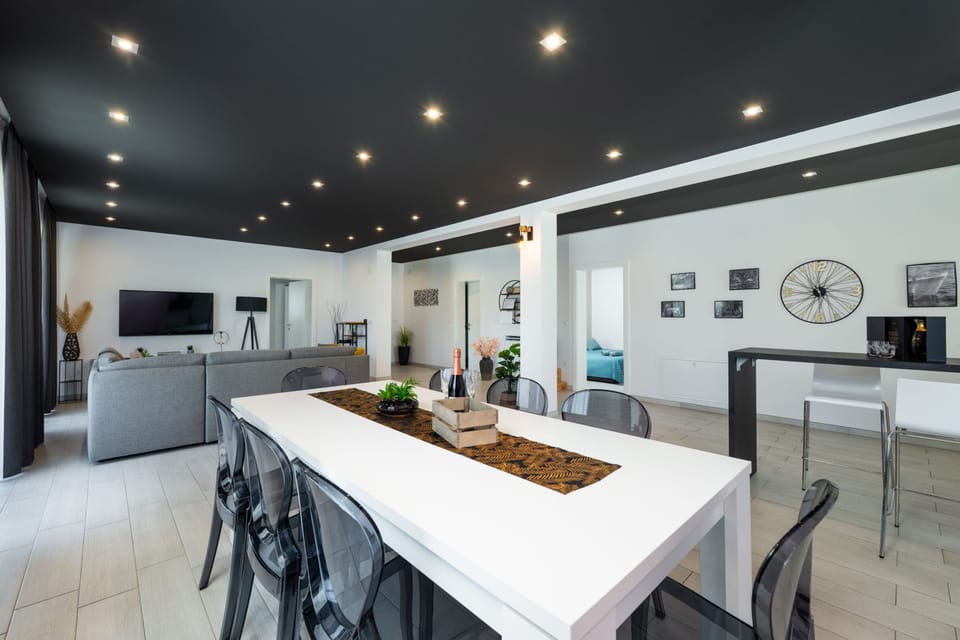 Villa | 3 bedrooms, WiFi