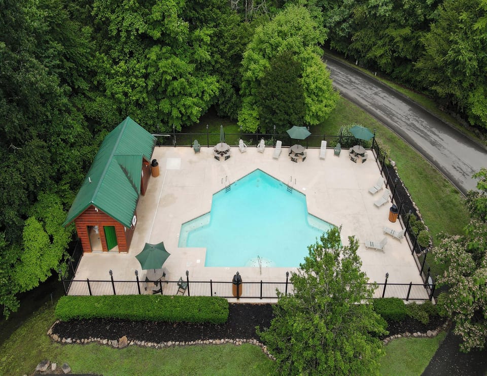 Studio (4 Bedrooms) | Property amenity