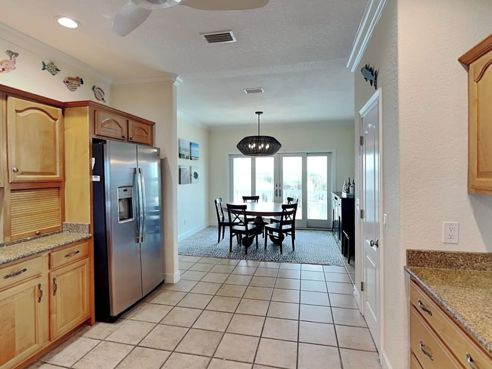 House (4 Bedrooms) | Property amenity
