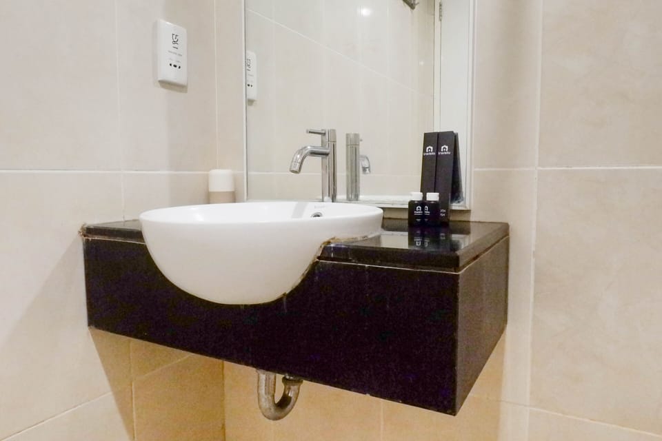 Room | Bathroom | Shower, towels