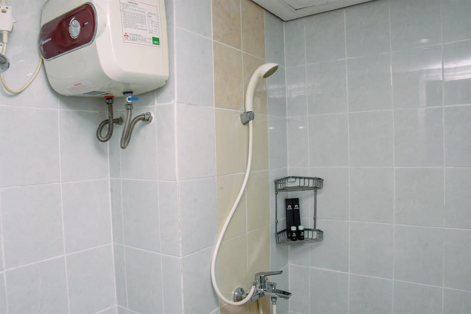 Room | Bathroom | Shower, towels