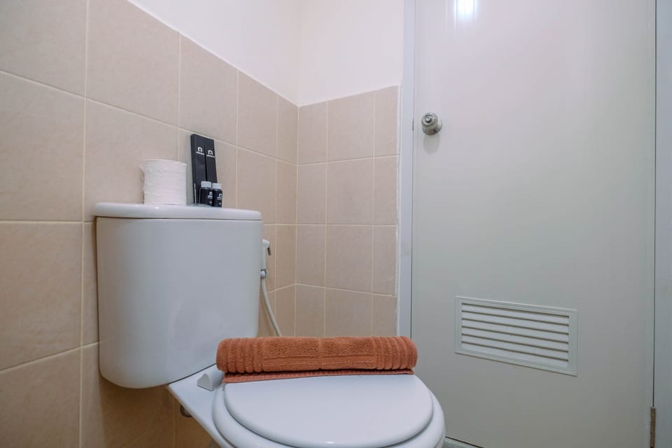 Room | Bathroom | Shower, towels