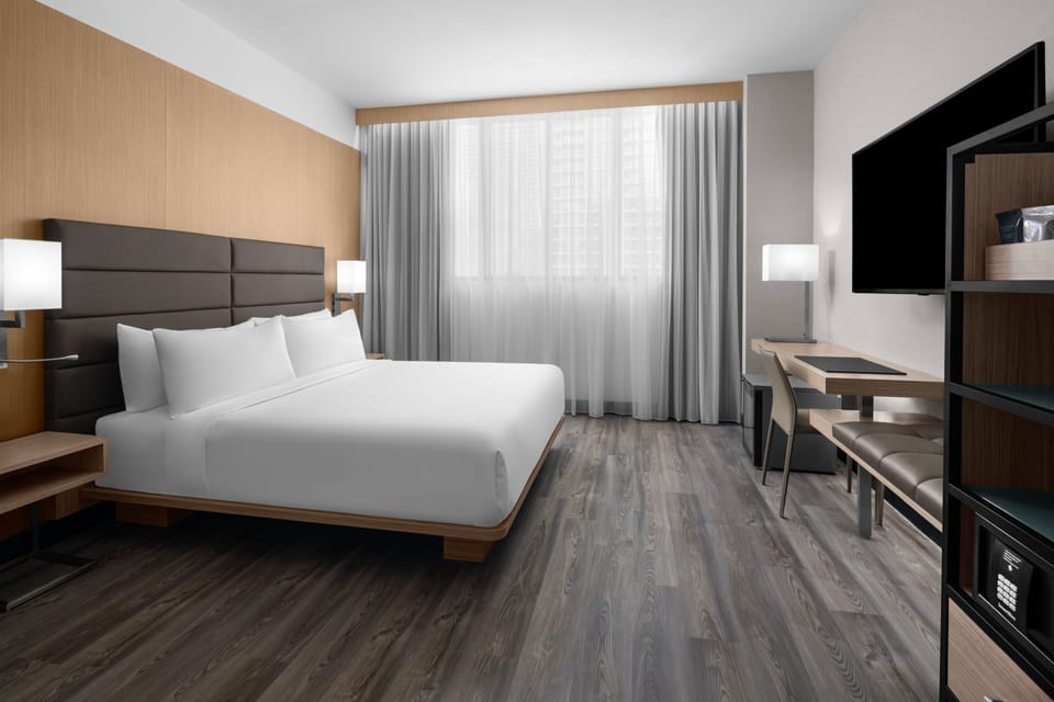 In-room safe, individually furnished, desk, laptop workspace