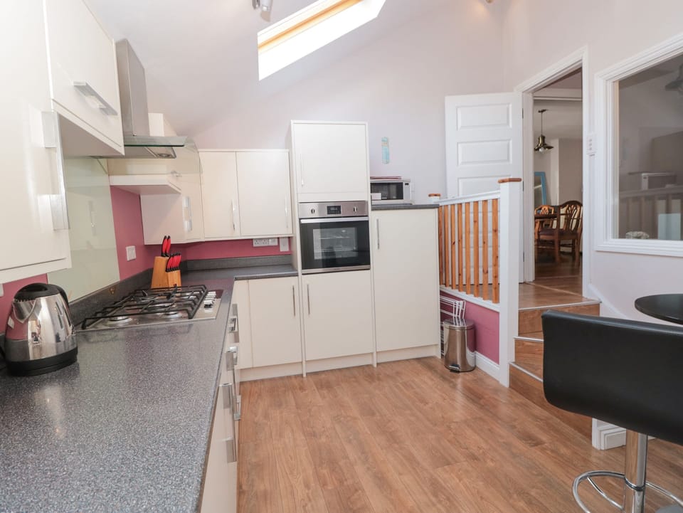 Cottage | Interior