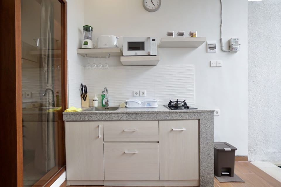 Villa, 2 Bedrooms, Private Pool | Private kitchen | Coffee/tea maker, electric kettle, cookware/dishes/utensils