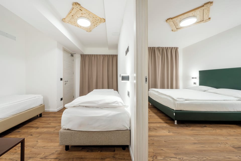 In-room safe, free WiFi, bed sheets