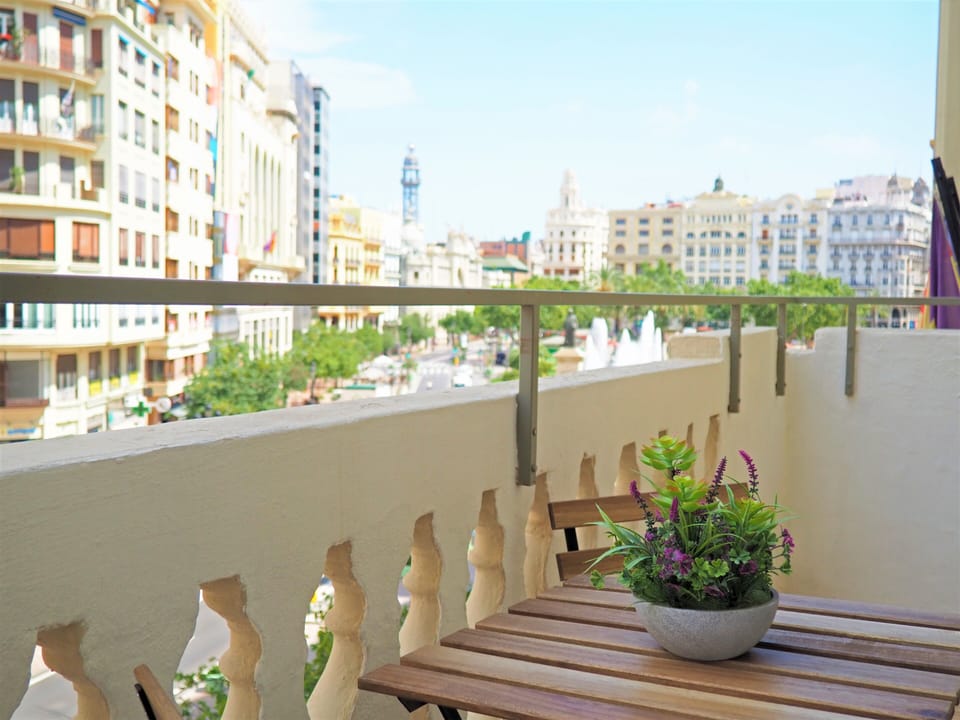 Hotel Plaza View Hotel in Valencia
