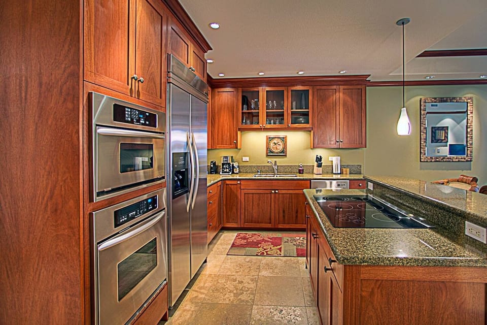 Condo, Multiple Beds, Patio, Garden View (Kolea 11D) | Private kitchen | Fridge, microwave, oven, stovetop