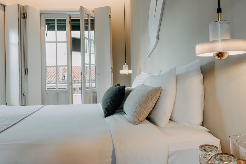 Minibar, in-room safe, soundproofing, iron/ironing board