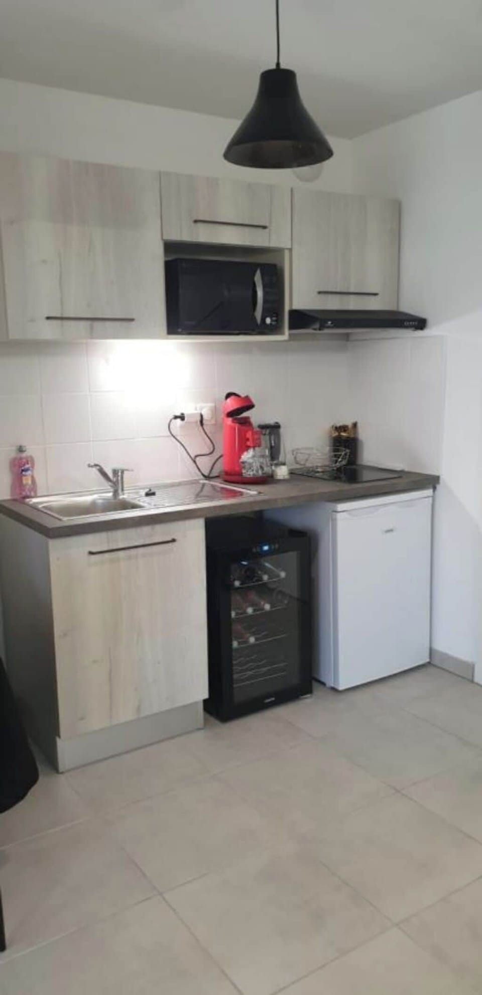 Romantic Apartment | Private kitchen | Fridge, microwave, eco-friendly cleaning products, paper towels