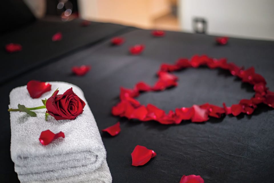 Suite jacuzzi Apartment hotel in Toulouse