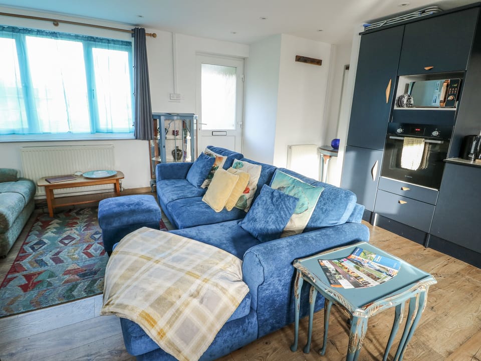 Cottage | Living area