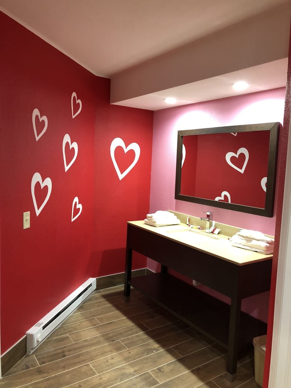 Sweetheart Suite  | Bathroom sink