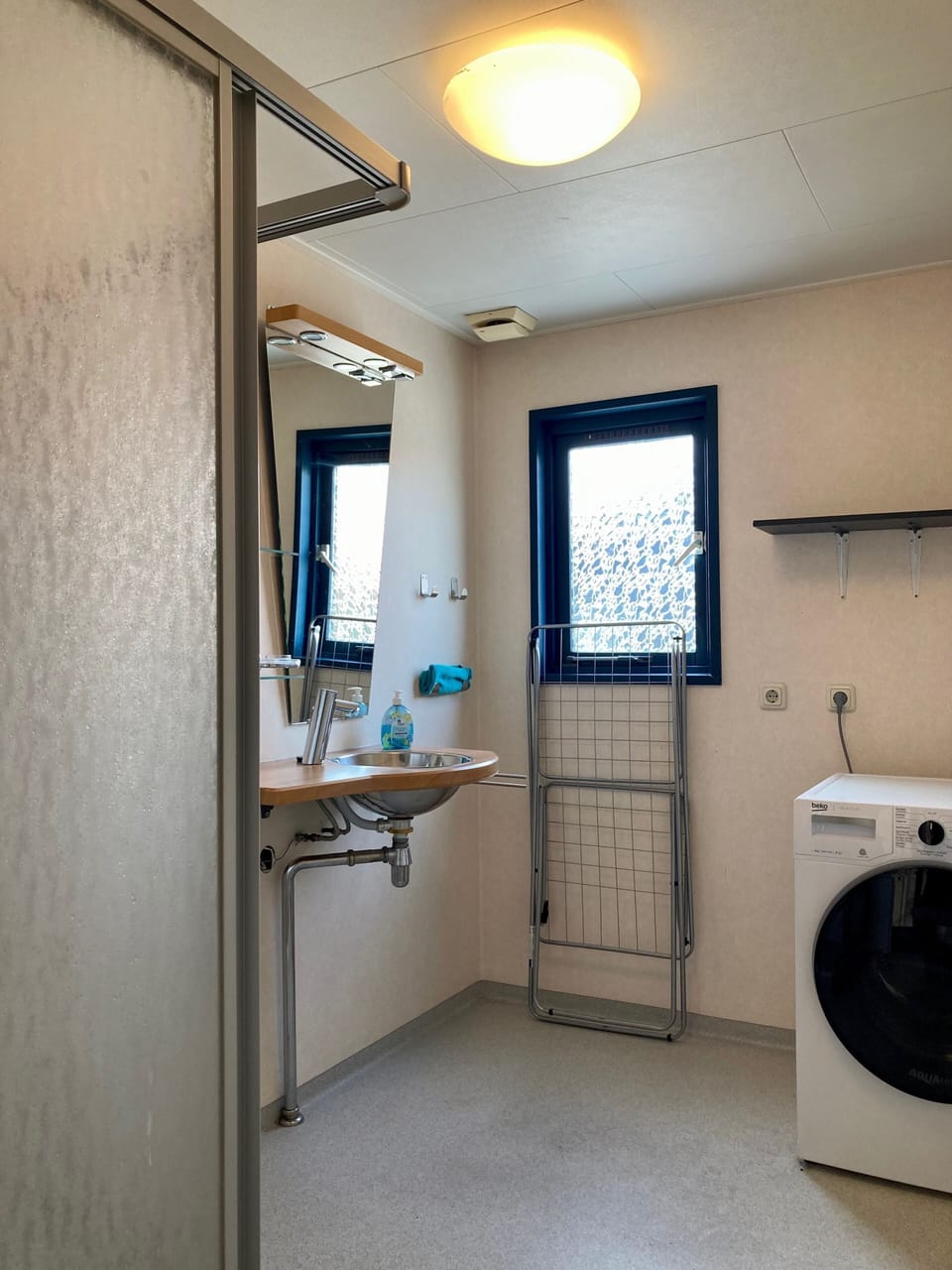 6 Pers Holiday Home Aurora With Directly on the Lauwersmeer House in Anjum