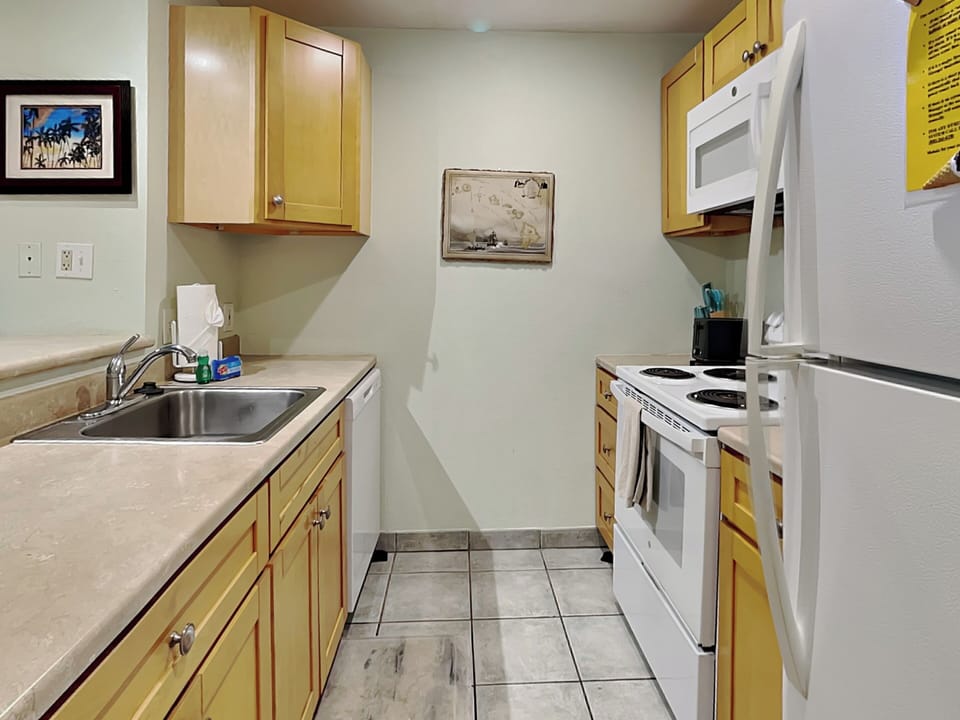 Condo (1 Bedroom) | Property amenity