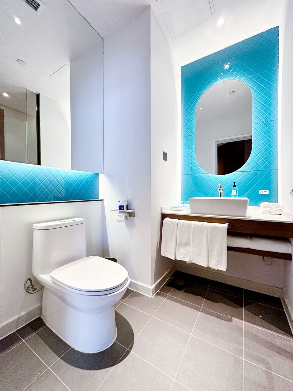 Junior Suite, 3 Twin Beds | Bathroom | Shower, rainfall showerhead, slippers, towels