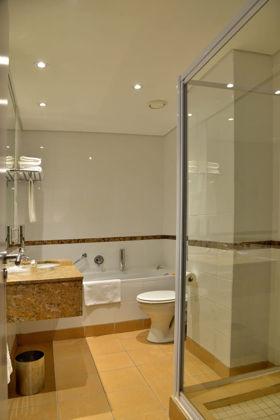 Superior Room, 2 Twin Beds, City View (Standard Twin Room) | Minibar, in-room safe, individually decorated, individually furnished
