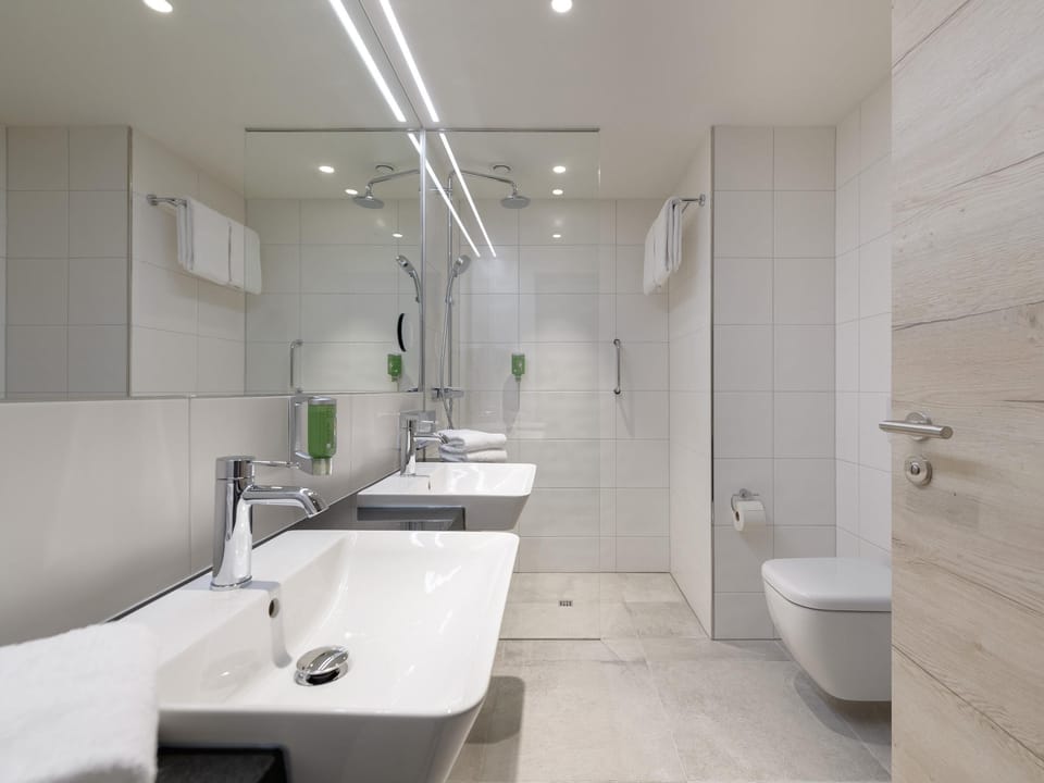 Family Room, Multiple Beds (Modern) | Bathroom | Shower, eco-friendly toiletries, hair dryer, towels