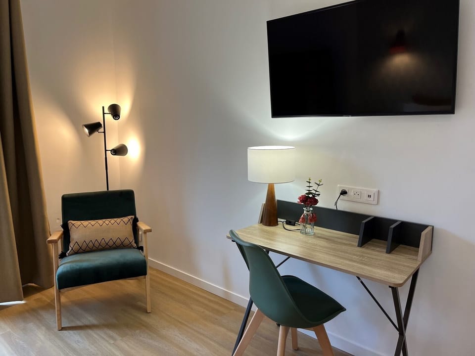 Deluxe Room | Room amenity